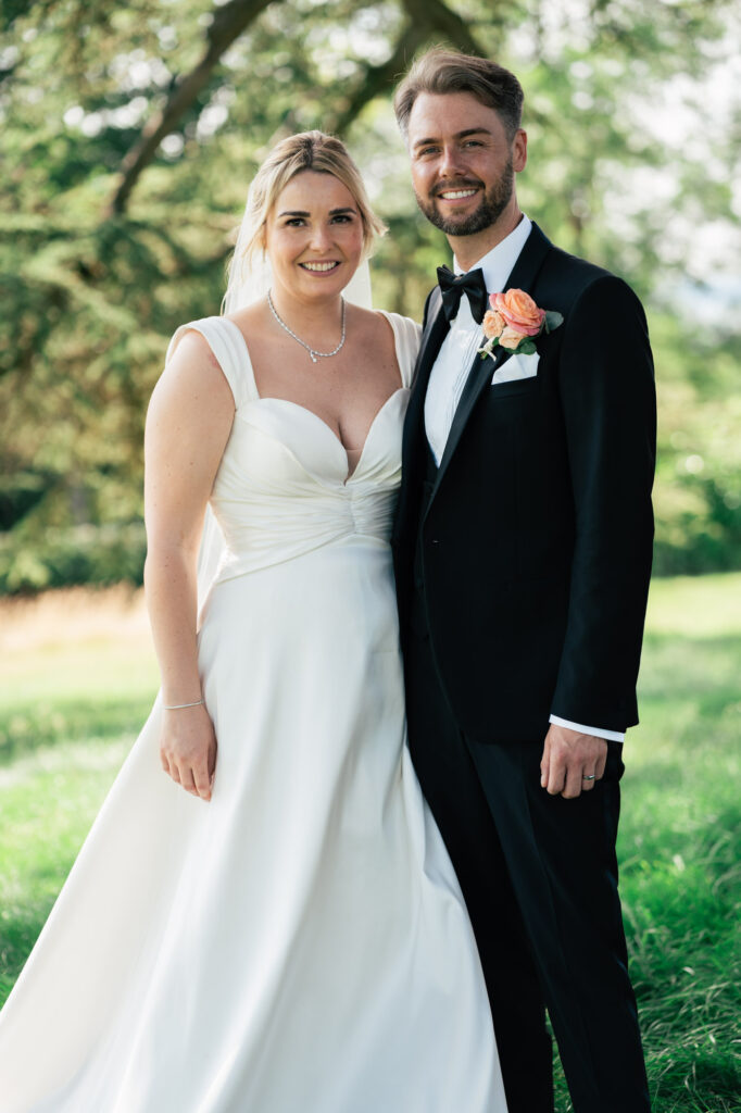 Bride and groom portaits, Hedsor House